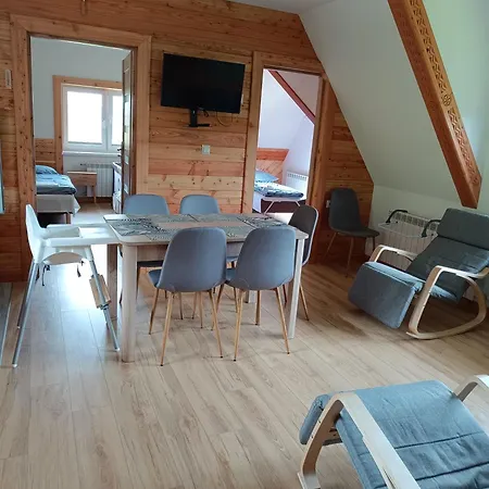 Dom W Krokusach Goscinne Appartement